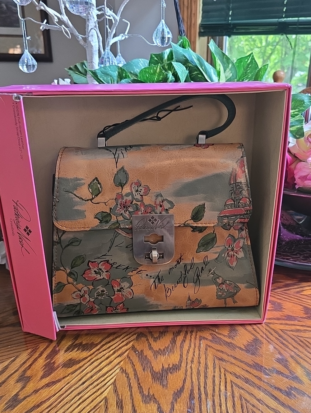 NWT Patricia Nash Beautifil Girl Crossbody Bag